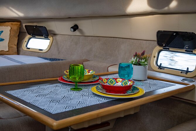 Luxury Yacht Charter and Arch Tour in Cabo San Lucas - Why the private format affects the price