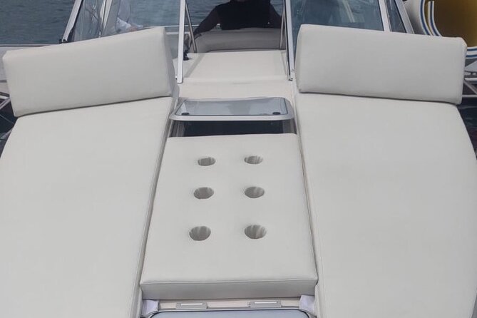 Luxury Yacht Charter and Arch Tour in Cabo San Lucas - Seeing the Arch, Lands’ End, and Lovers Beach from the water