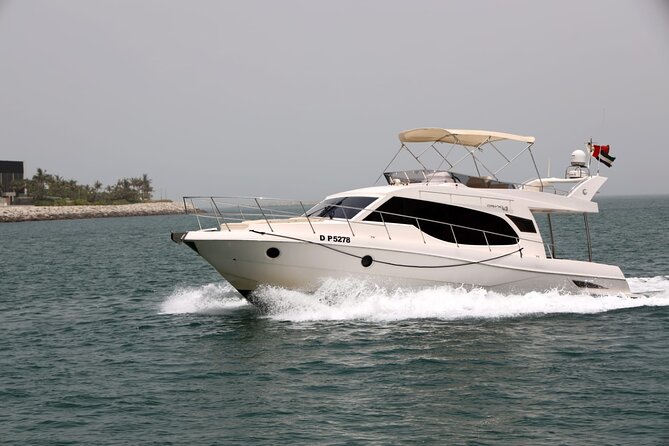 Luxury Yacht Charter : Dubai Marina, Atlantis The Palm & Burj Al Arab - Meeting point and timing tips that can save your cruise