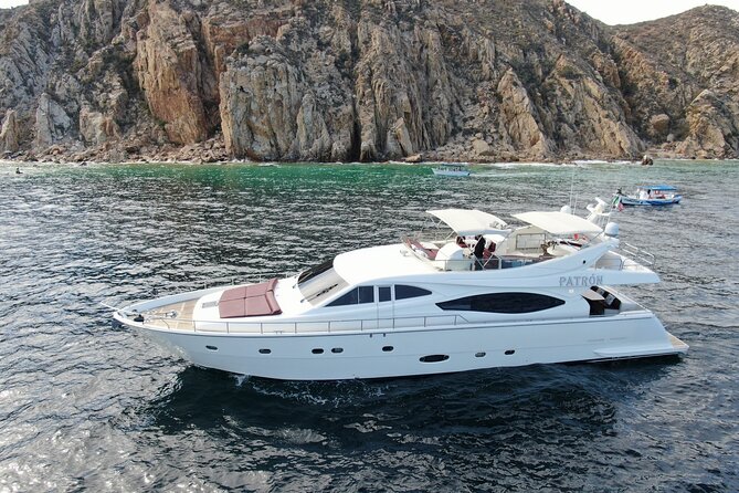 Luxury Yacht Charter in Cabo San Lucas - Ferretti 88ft. - Who will get the most from this charter