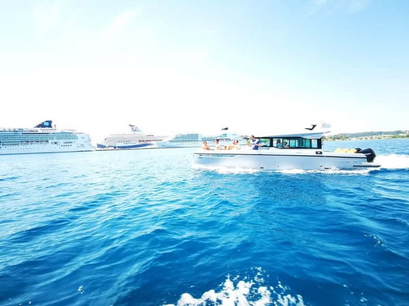 Luxury Yacht Experience Semi-Private North East - What the four-hour cruise is really about