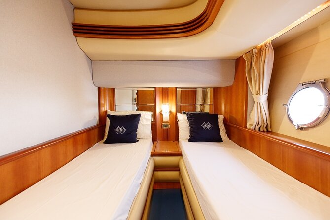 Luxury Yacht Private Rental from Dubai Marina - Choosing between two, three, and four hours