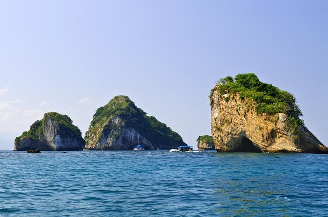 Luxury Yacht & Snorkel with All inclusive Open bar and lunch - The five things to know before you book