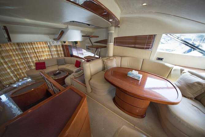 Luxury Yacht Tour Around Palm Island - What the $455.57 group price really means