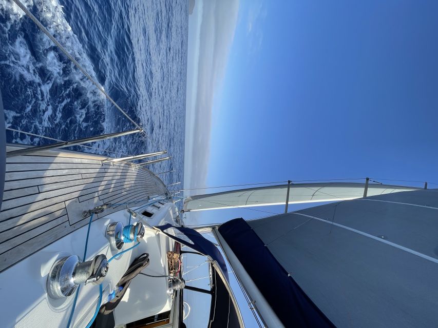 Madeira: Luxury Yacht & Sailing Sunset Tour - Seeing Madeira from the water