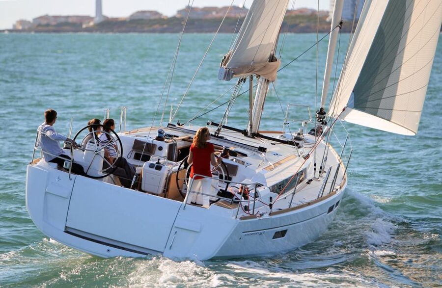 Mallorca: Private Sunset Cruise on a Sailing Yacht - My call: book it for the setting, not the snacks