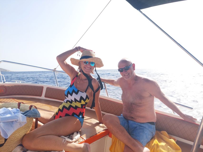 Malta: Private Boat Charter to Blue-Lagoon, Gozo & Comino - Caves, arches, and unusual rock formations along Comino