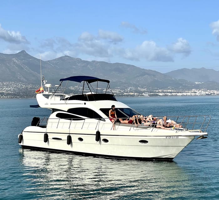 Marbella: Private Cruise in Yacht - Who will enjoy this most