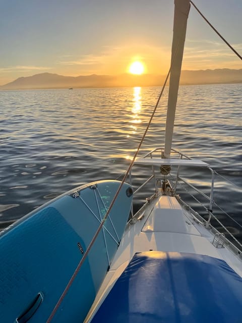 Marbella: Sunset Luxury Sailing Cruise in Puerto Banús - The long Marbella coastal cruise