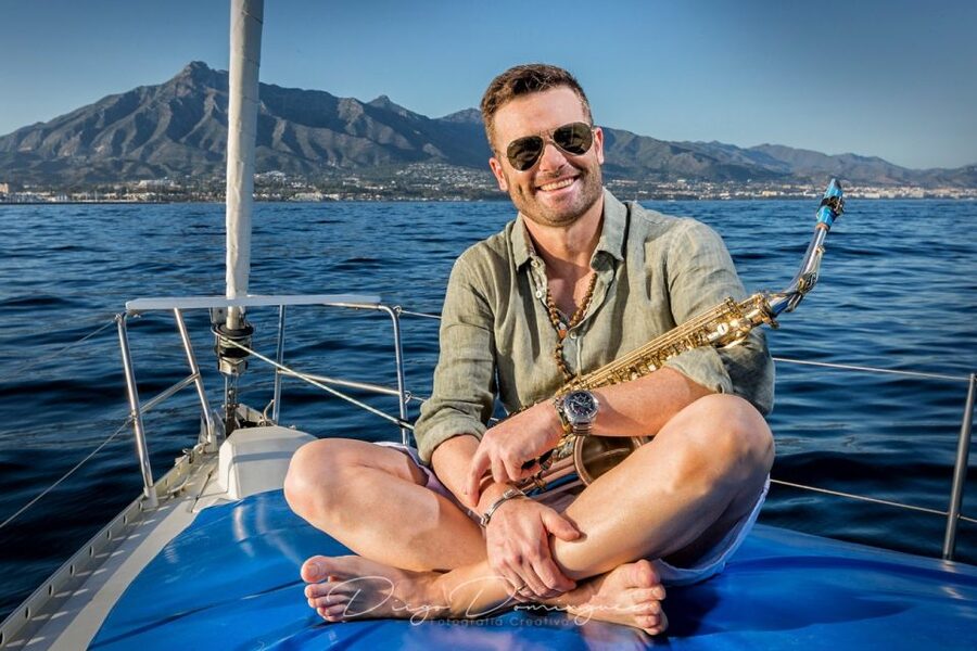 Marbella: Sunset Luxury Sailing Cruise in Puerto Banús - Sunset colors, drinks, and easy conversation