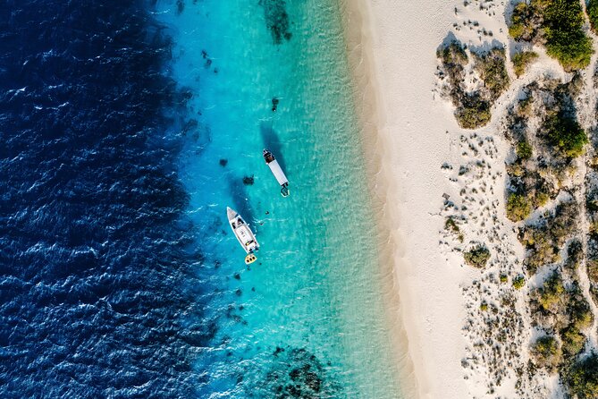 Marine Park - Private Boat charter with LOCAL Captain/ Guide - Why a private boat is a smart way to see Bonaire