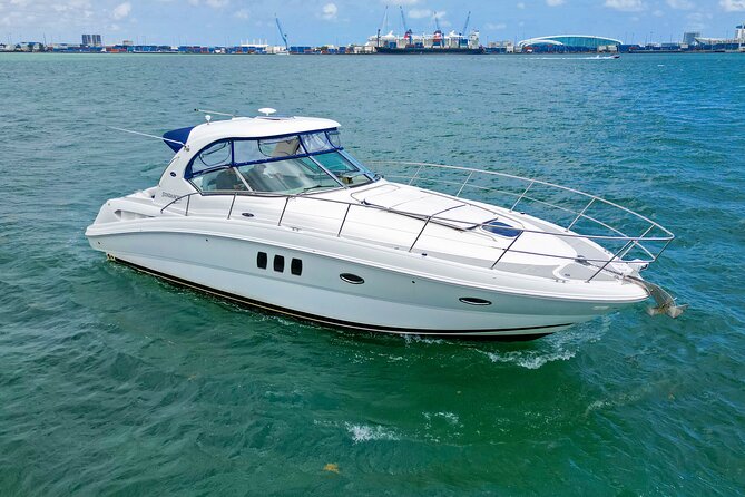 Miami: 2 Hour Private Yacht Cruise - Timing, meeting point, and parking