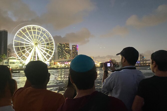 Miami Sightseeing Cruise on a Luxury Yacht - What $18 buys you on Biscayne Bay