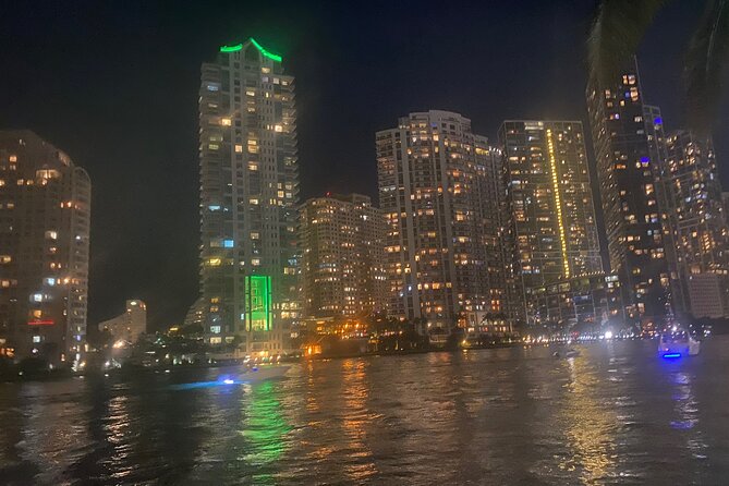 Miami Sightseeing Cruise on a Luxury Yacht - South Beach, Fisher Island, and PortMiami