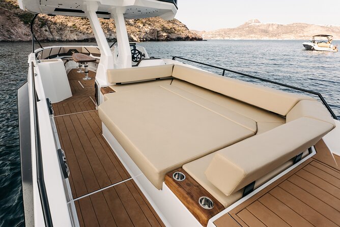Milos: Private Yacht Tour—Kleftiko Sarakiniko Poliegos - Gerakas Beach and the Southern Coast