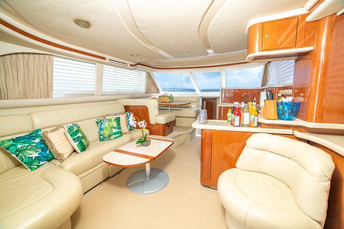 Montego Bay Private Yacht Tour with Open Bar and Lunch - Is $2,500 a fair price?