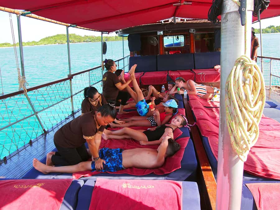 Mu Ko Ang Thong: Private Day Charter in Classic Thai Yacht - Kayaking, tunnels, and beaches at Koh Tai Plao