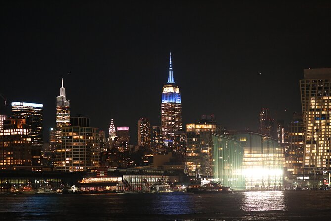 New York City Dinner Cruise on Luxury Yacht with Live Music - Statue of Liberty and New York Harbor