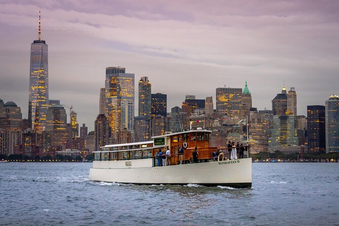 New York City Sunset Cruise on a Yacht - Why sunset is the right time for this Manhattan cruise