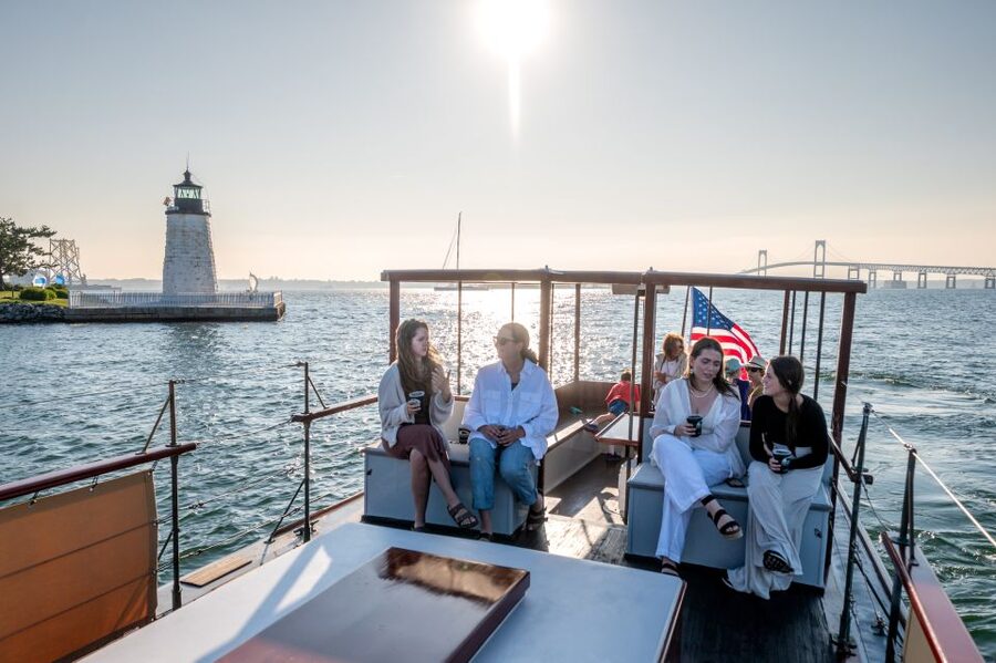 Newport: Yacht Sightseeing Cruise - A vintage boat ride through Newport Harbor
