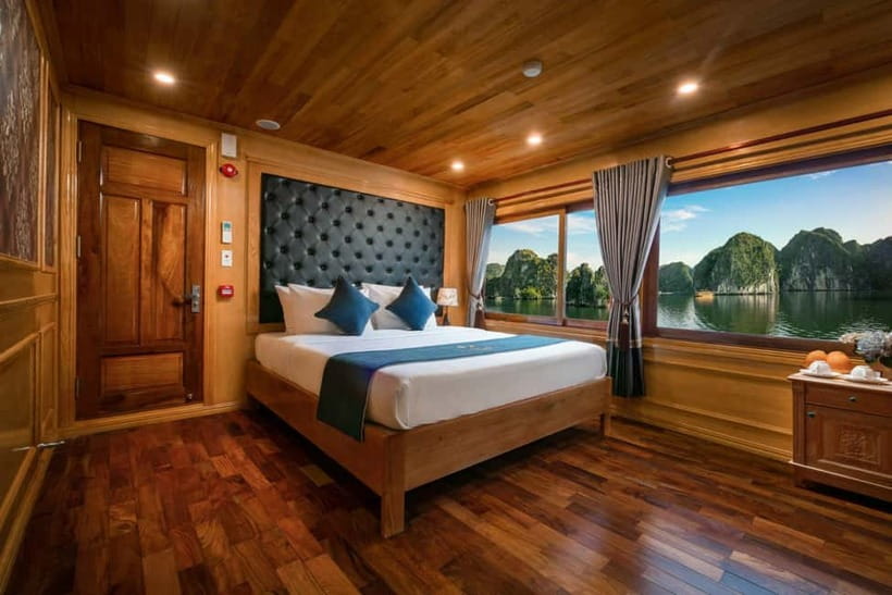 Ninh Binh: Lan Ha, Halong bay luxury cruises with balcony - What the private balcony cabin changes