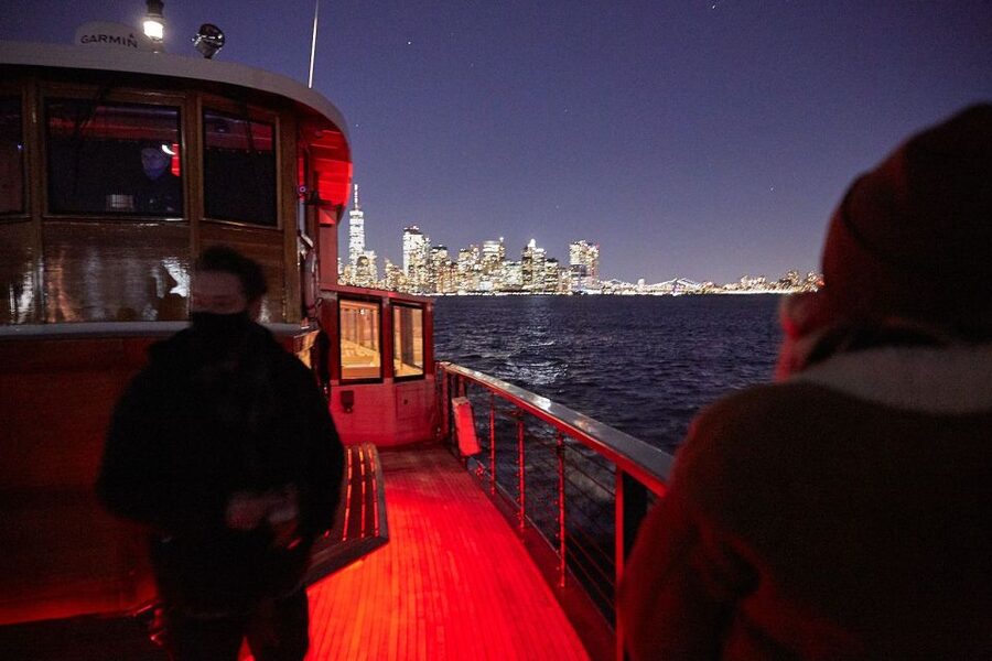NYC: City Lights Yacht Cruise with Drink Included - The Hudson River opening: a wide view of Manhattan