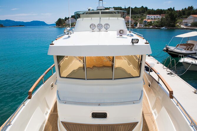 Odysseus Cave Private Yacht Excursion from Korcula - Lunch with a view of the coast