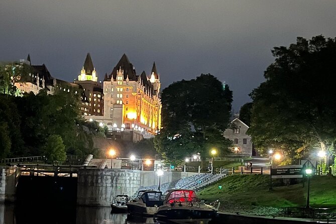 Ottawa: 1-Hr. Public Tour on a Real Yacht (Thurs. to Sun. @ 6 PM) - Rideau Falls and the First Views