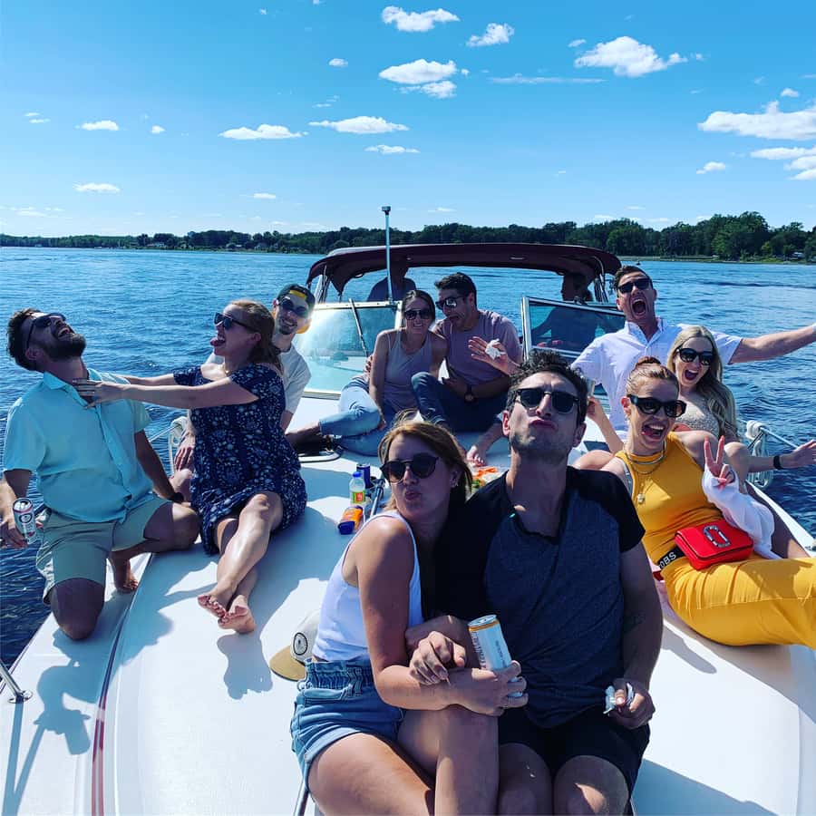 Ottawa: Downtown Yacht Cruise - Wed-Sun @ 6PM - 75 Minutes - Practical details at Pirate Marina