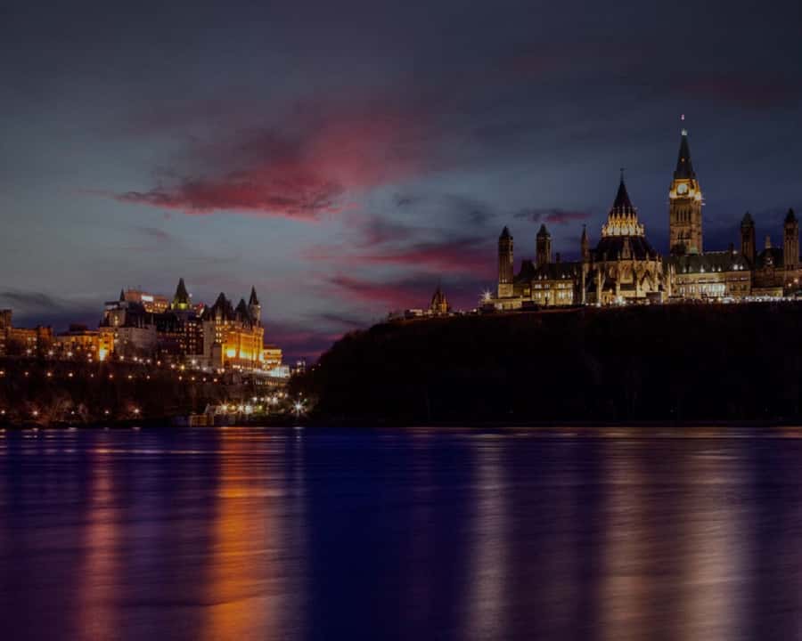 Ottawa: Downtown Yacht Cruise - Wed-Sun @ 6PM - 75 Minutes - What the strongest experiences have in common