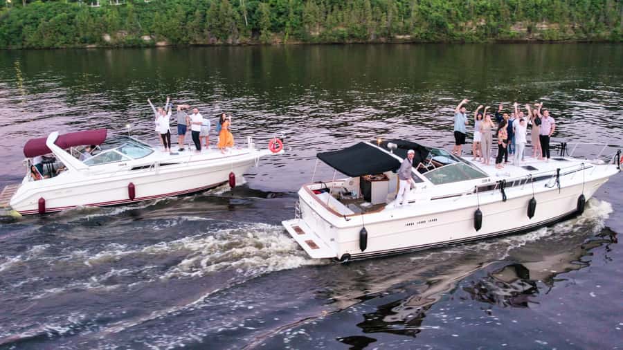 Ottawa: Downtown Yacht Cruise - Wed-Sun @ 6PM - 75 Minutes - What the 6PM departure gets right