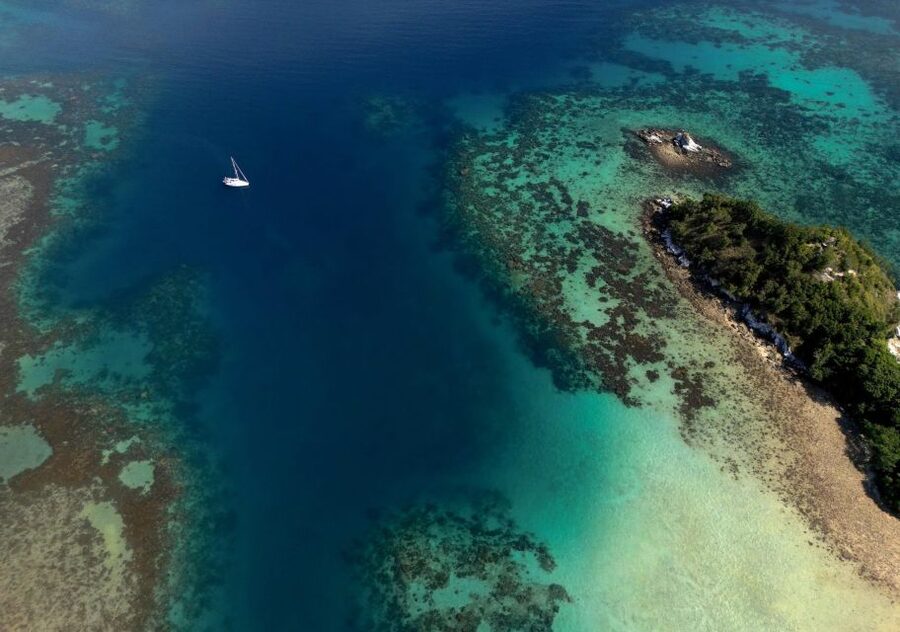 Palawan: Private Sailing Yacht Cruise in El Nido - The sunset sail across Bacuit Bay