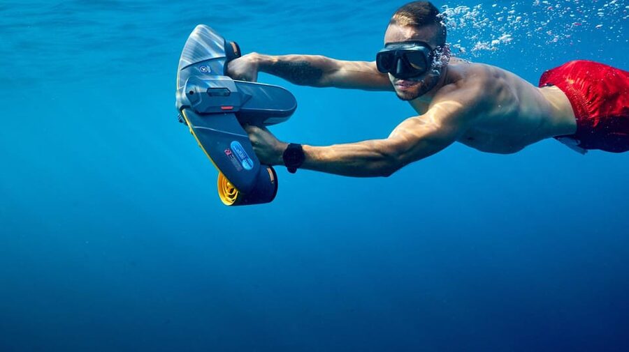 Palma de Mallorca: Private Yacht Trip with Drinks - Snorkeling, paddleboards, and underwater scooters