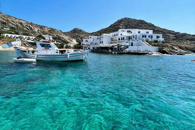 PAROS Private premium boat trip to Antiparos & Despotiko islands - Antiparos and Despotiko from the water