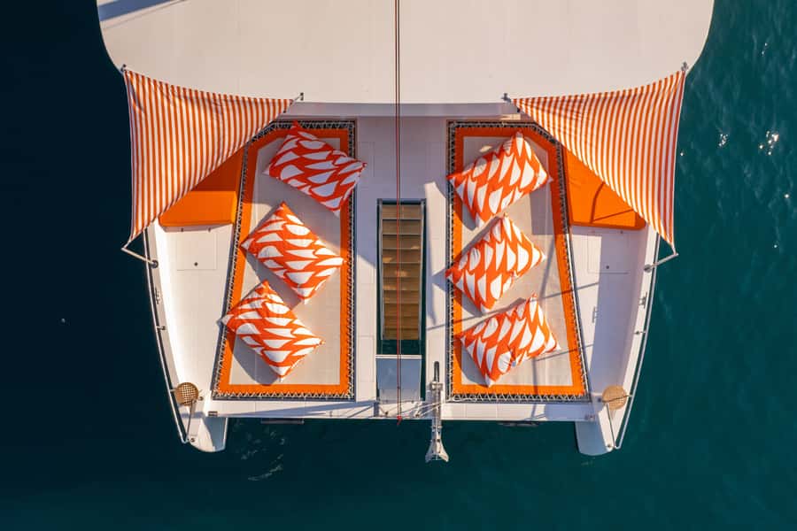 Pattaya: 3-Island Hopping Sunset Yacht & Buffet with Live DJ - What the $79 price really covers