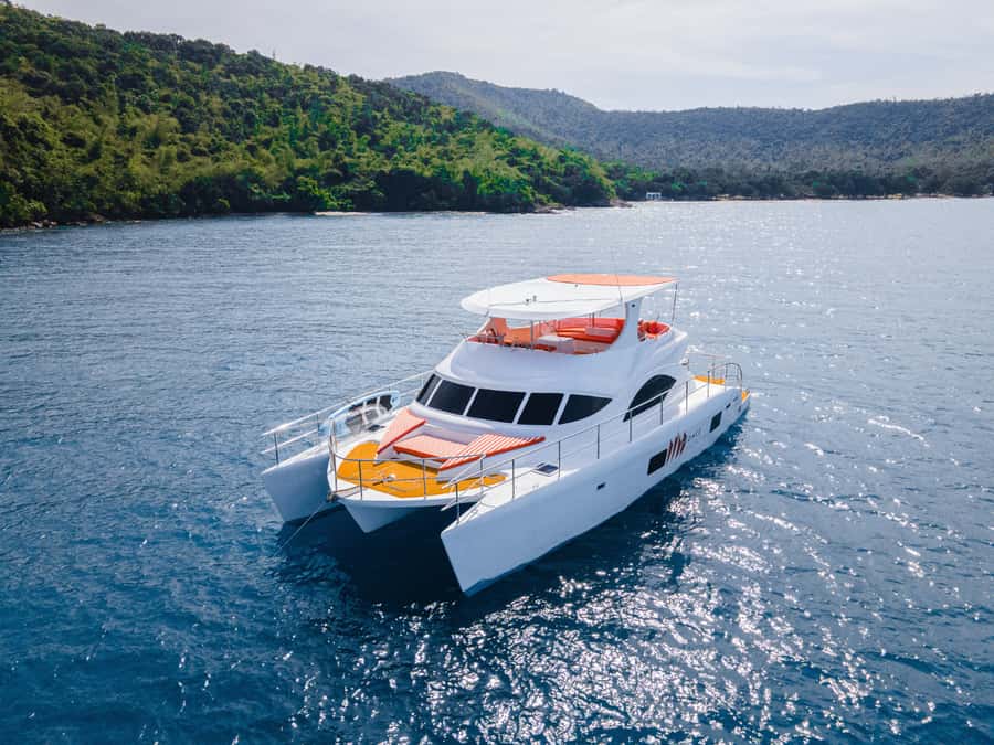 Pattaya: Private Luxury Catamaran Island Discoveries - Key points at a glance