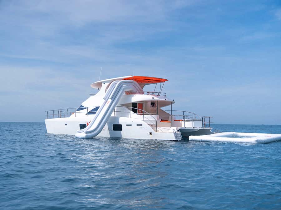 Pattaya: Private Luxury Catamaran Island Discoveries - Who should book this catamaran