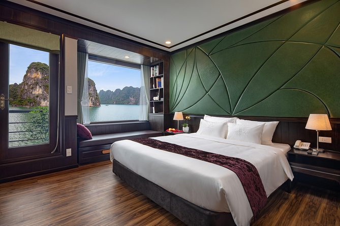 Peony Cruise Luxury Cruise in Halong Bay & Lan Ha Bay (2D1N) - Evening onboard: dinner, cooking, and squid fishing