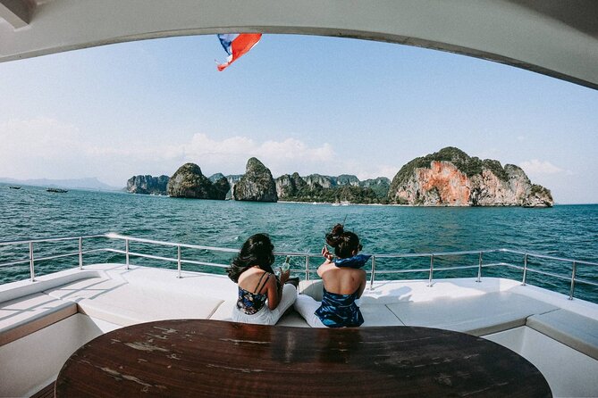 Phuket : James Bond Island and Phang Nga Bay by Premium Yacht - Sunset views and photography