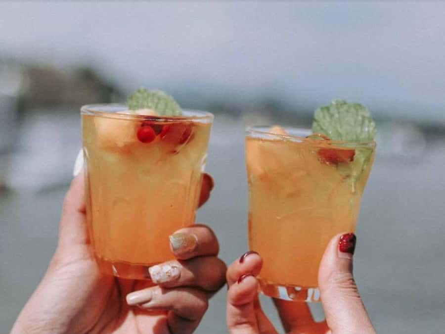 Phuket: James Bond Island Canoeing & Sunset Yacht Dinner - James Bond Island: a short, busy photo stop