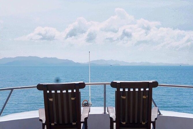 PHUKET: Phi Phi Island by Luxury Cruise"Exc. Gold Class VIP"Lunch - The early start from Phuket