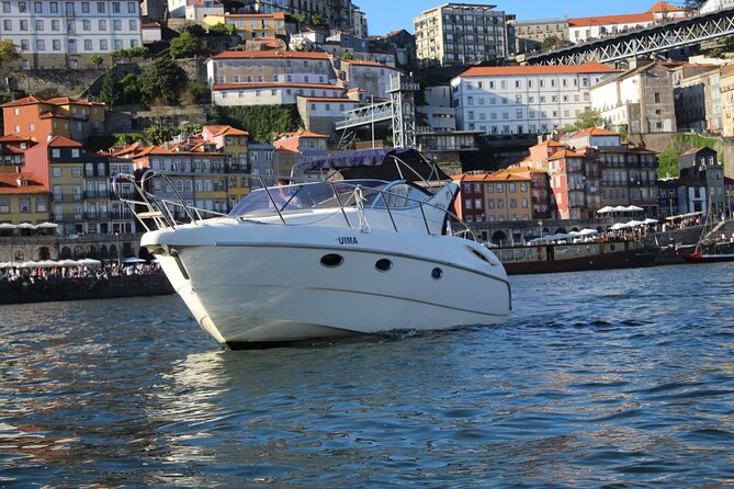 Port : 6 Bridges Private Yacht Cruise with Local Wine & Snacks - What the Guides Add to the Cruise