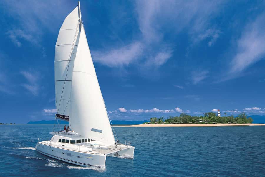 Port Douglas: Low Isles Afternoon Cruise on Luxury Catamaran - Three hours in the sheltered blue lagoon