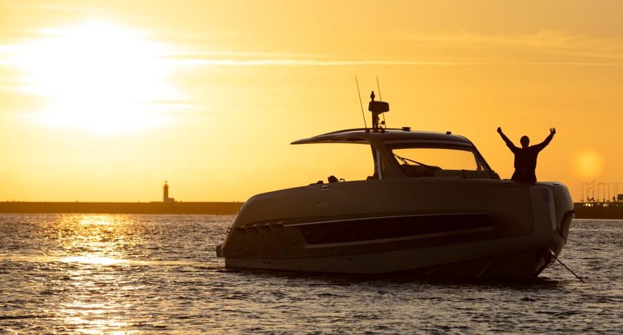 Porto: Douro River 2h Sunset Private Cruise with Port Wine - Ribeira and Cais de Gaia from the water