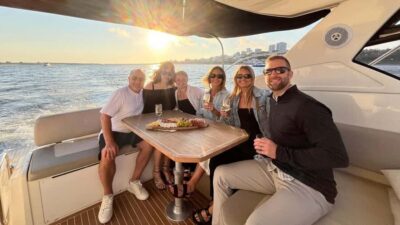 Porto: Luxury 6 Bridges Yacht Cruise with Wine & Snacks
