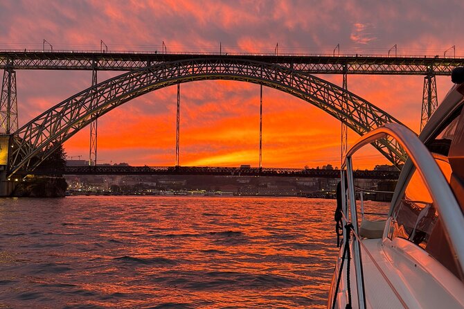 Porto: Luxury Yacht Cruise with Wine Tasting & Snacks - Starting at Marina do Freixo
