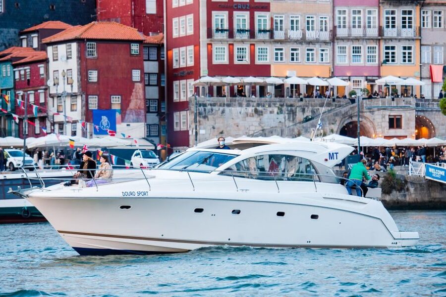 Porto: Passeio em iate privado no Douro com welcome drink - Should you book this Porto yacht cruise?