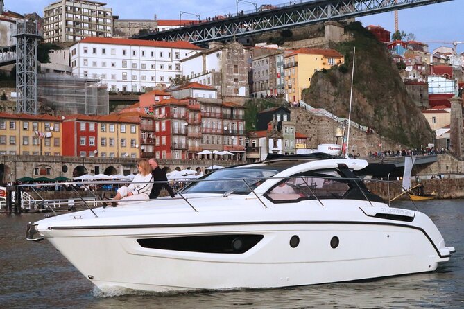 Porto: Private Yacht Experience with Local Wines & Snacks - Food, wine, music, and the feel onboard
