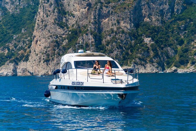 Positano and Amalfi Coast Private Tour with Yacht - Li Galli and the legends offshore