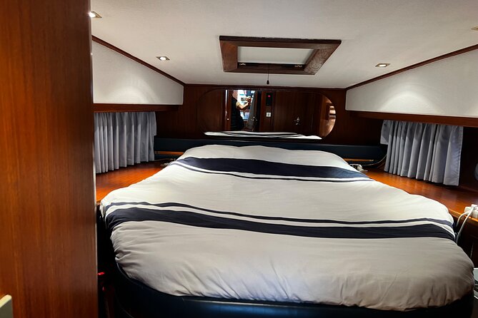 Premium Yacht Tour on the Douro - Who will enjoy this most?